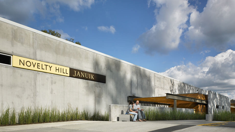 Novelty Hill Januik Exterior