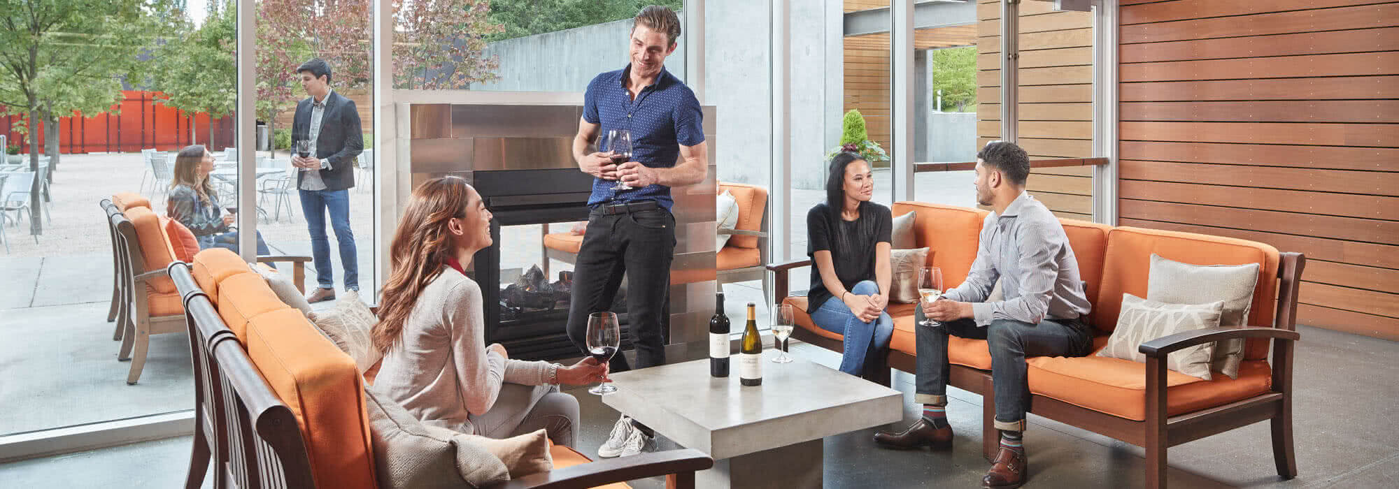 Woodinville Wine Tasting Room
